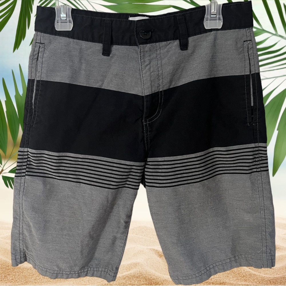 Board shorts by Urban Heritage in size 28 - Picture 2 of 6